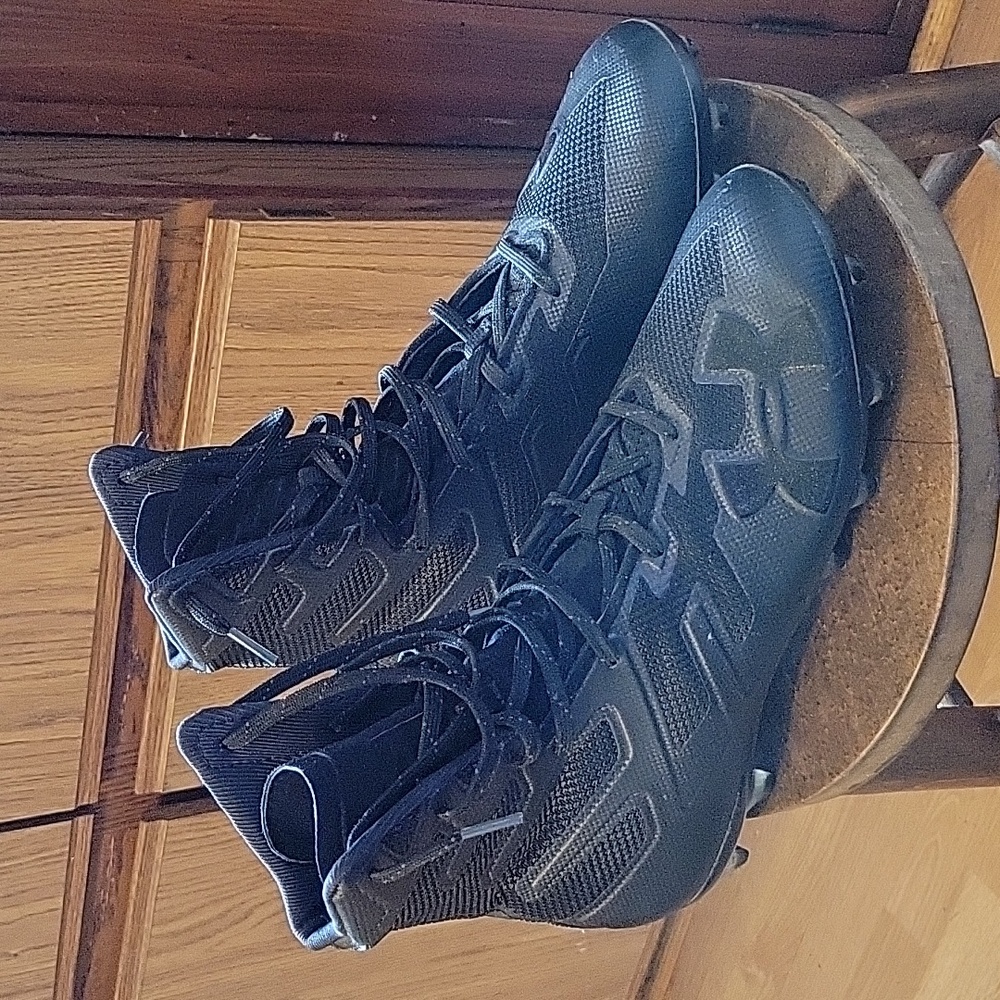 Under Armour Football Spikes